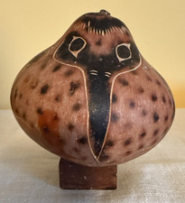 HANDPAINTED FOLK ART BIRD GOURD ON WOOD STAND. PERU  VGUC 