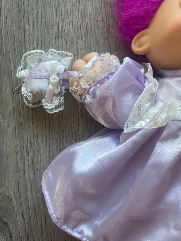 VESTIDO VINTAGE MUÑECA TROLL RUSS PELUCHE CUERPO SUAVE 12" PELO ROSA INTENSO OJOS AZULES Foto 2 de 4