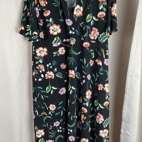 Women's Katies Size XXL Black Floral V-Neck Mid Sleeve Pullover Maxi Dress - Picture 3 of 12