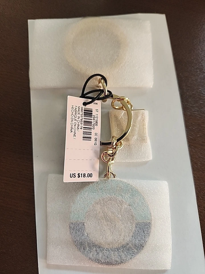 Berloque bolsa chaveiro Victoria's Secret novo na embalagem original logotipo azul-petróleo VS - Imagem 2 de 2