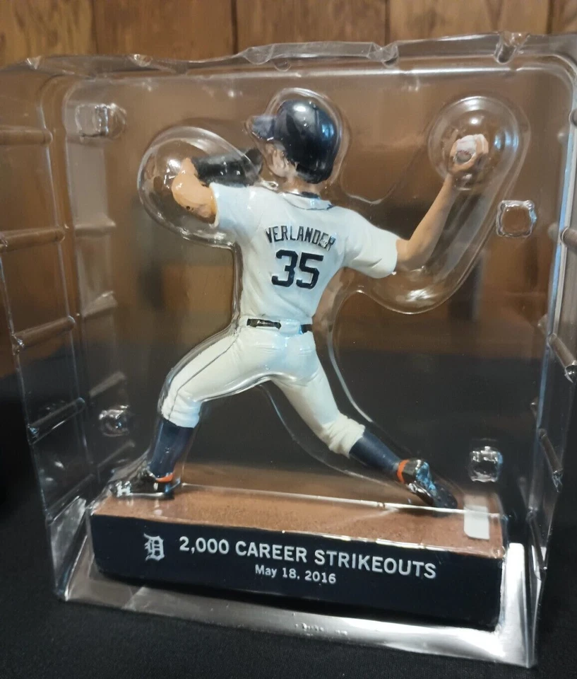 Justin Verlander,  Commemorative Figurine, 2016, Lot # 60731M1001,  NIB - Image 4 of 4