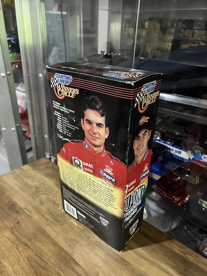 Figura de acción rara del círculo de ganadores de la alineación inicial de Jeff Gordon NASCAR L@@K Foto 3 de 4
