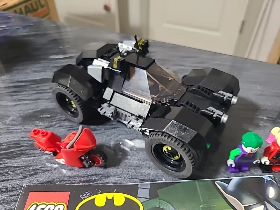 100% Complete LEGO Batman 76159 Joker's Trike Chase W/instructions - Image 3 of 4