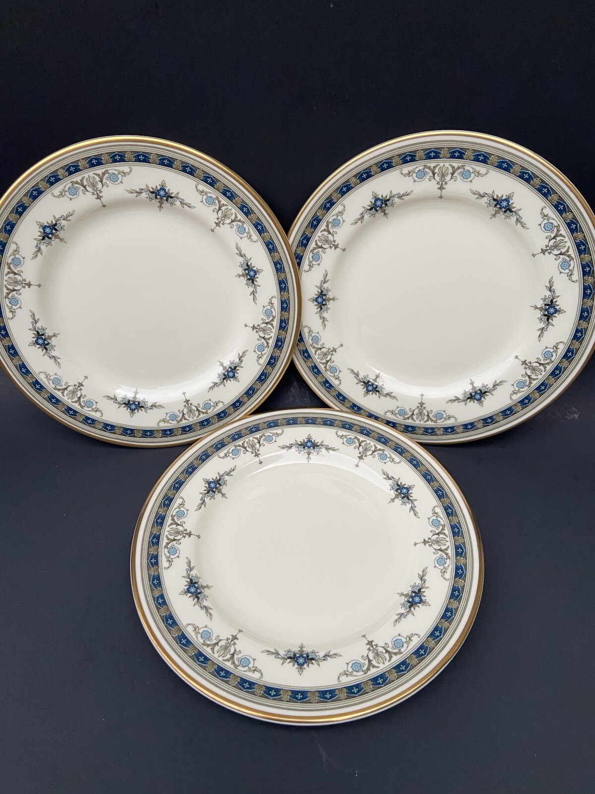 3 Vintage 1973 Minton GRASMERE BLUE Bread & Butter Dessert Plates Gold Trims