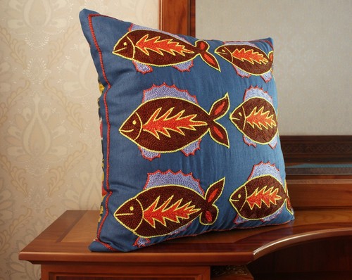 Hand embroidered suzani pillow cover,throw pillow cases,kilim cushion cover - Picture 2 of 5