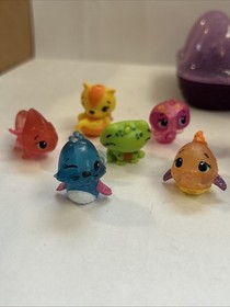 Hatchimals COLLEGGTIBLES 32 piece Fun Lot Giraffe Lion Sloth Zebra Rare Limited