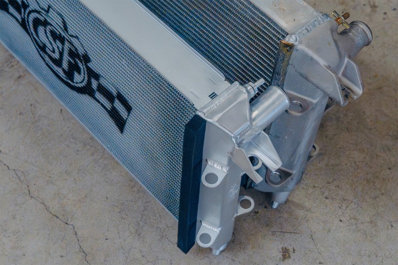 Ford GT 2005-2006 Radiator
