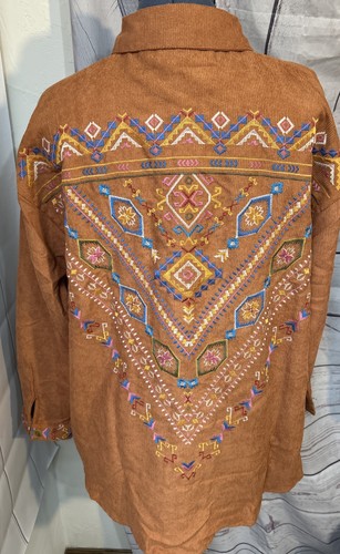 NUEVO CON ETIQUETAS Umee Mujer Camisa Pana Grande Pequeña Marrón Diseño Azteca - Imagen 5 de 10