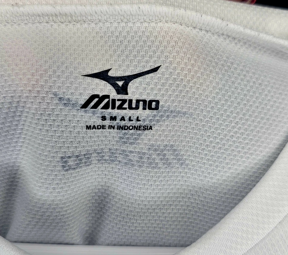 Camisa blanca de manga larga Mizuno para hombre Foto 3 de 4
