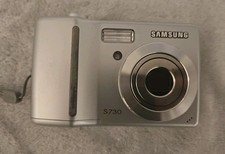 Samsung S730 Digital Camera 7.2 Mega Pixels TESTED-WORKS