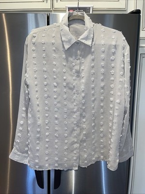 Light grey Size Large Lined Blouse With Grey Puffs On Entire Blouse
