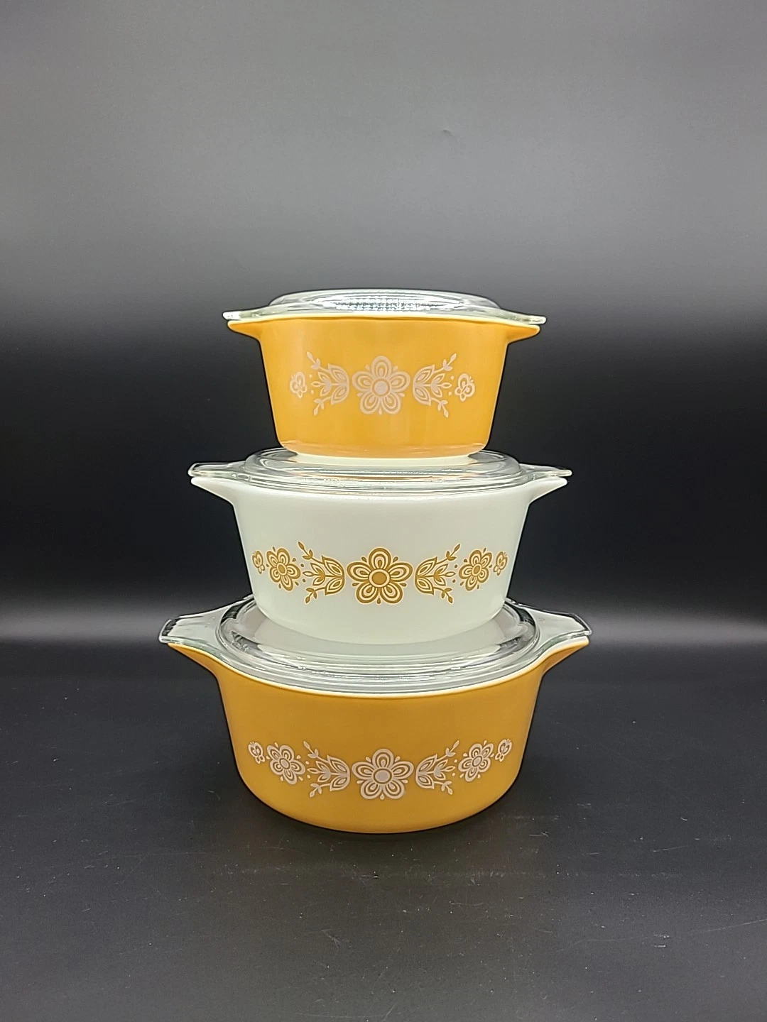 Pyrex Butterfly Gold Casserole