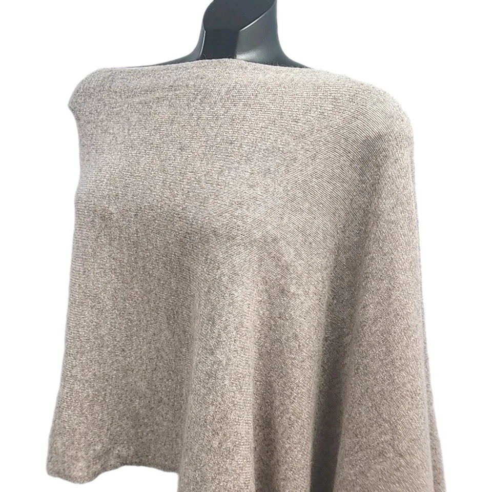 Poncho Cynthia Rowley 100 % cachemir asimétrico mantón envolvente tostado talla única suéter Foto 3 de 4