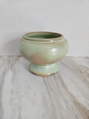 Vintage Centerpiece Frankoma Prairie Green 22A Footed Round Vase Planter