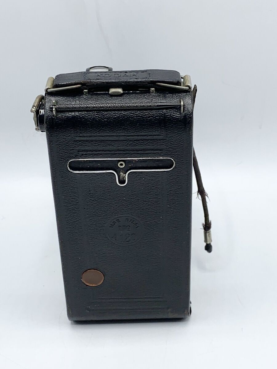 レトロカメラ No.1 ポケットコダックジュニア 1929年発売 No.1
