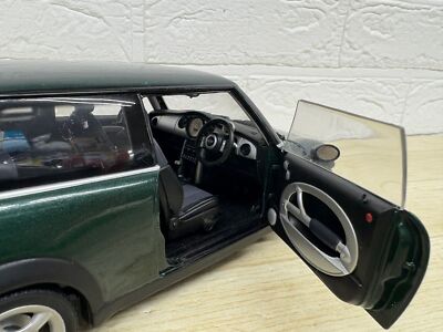 Kyosho 1/18 MINI ONE Mini Cooper Green Diecast Model Car Pre-Owned