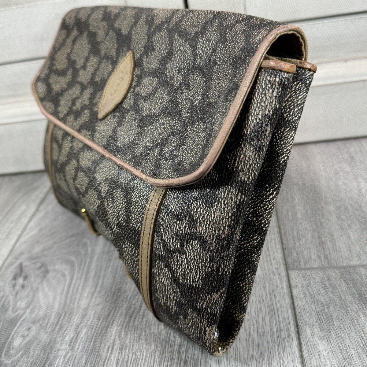 YSL Yves Saint Laurent Vintage Giraffe Print Leather Clutch