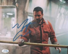 Martin Compston The Rig Autographed Signed 8x10 Photo ACOA
