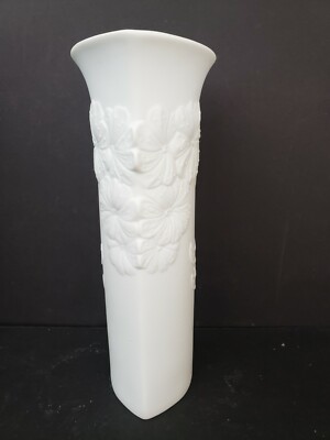 Kaiser Germany 740/3 white Porcelain bisque Vase signed M