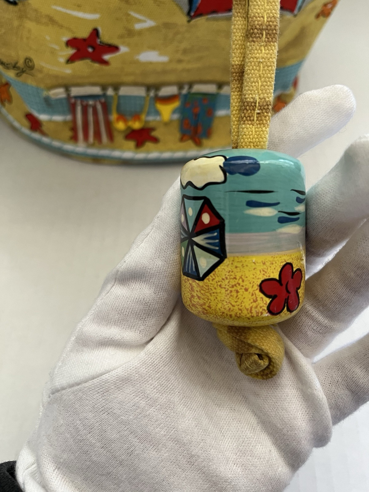 Anne Ormsby Canvas Beach Berrel Drawstring Bag At… - image 9