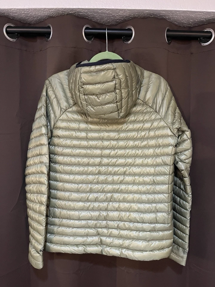 NEW - Mountain Hardwear Ultralight Ghost Whisperer Down Hoody - Men's Small - Image 4 of 4