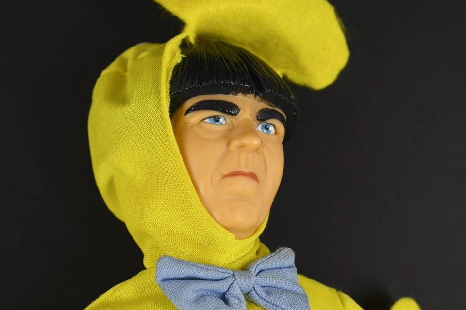 🟡The Three Stooges Curly/Moe Plush Collectible Duck Outfit Tags 2002 Lot of 2 - Imagem 4 de 4