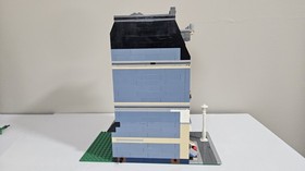 LEGO Creator Expert: Pet Shop (10218) Missing Pieces Listed In Description