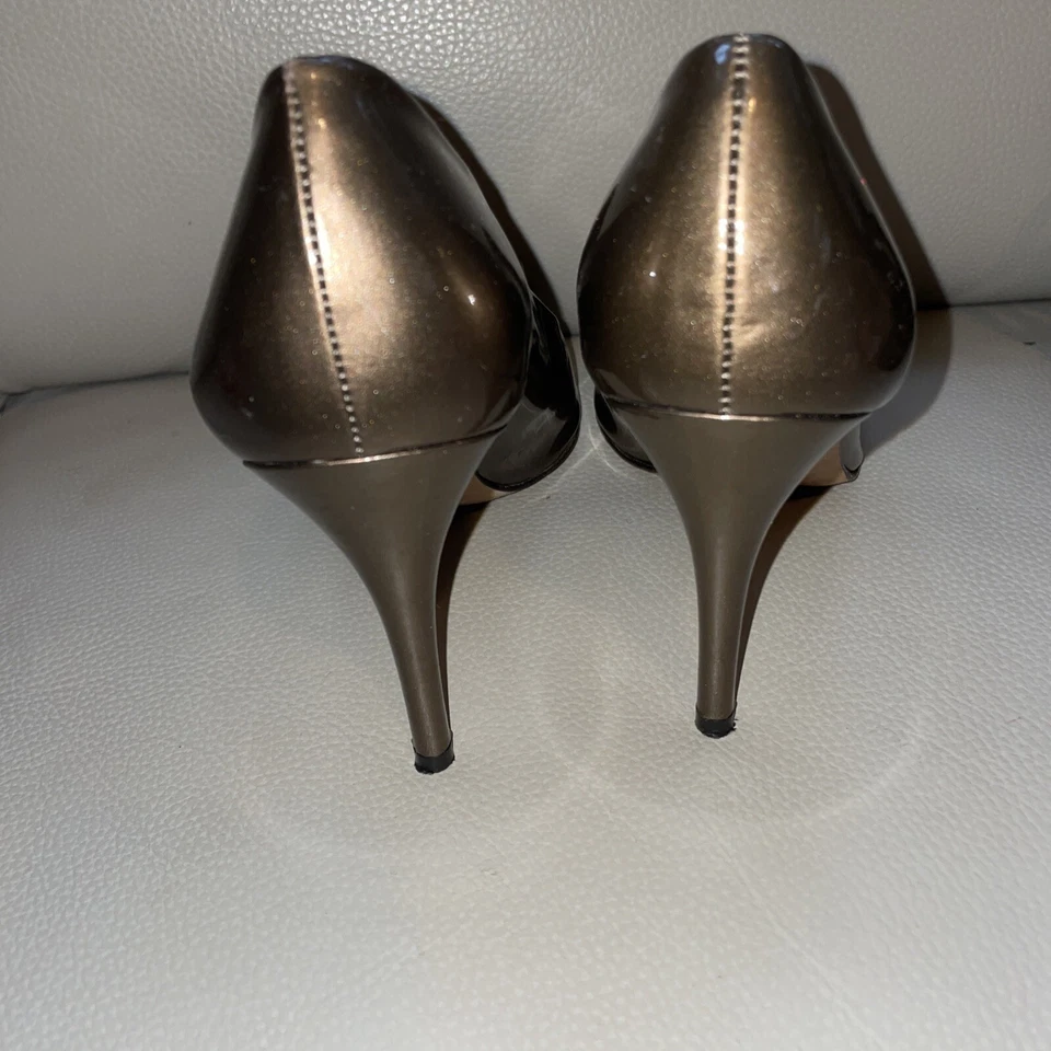 Stuart Weitzman Open peep Toe bronze  Patent Leather Shoes Pumps Size 8 M - Image 3 of 3