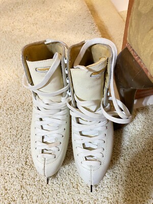 Risport Super Cristallo Ice Skates for Girls. Size 7-7.5