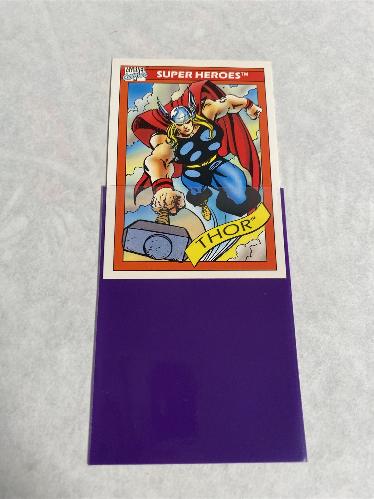 Thor 1990 Impel Marvel Universe Series 1 Super Heroes Trading Card #18!