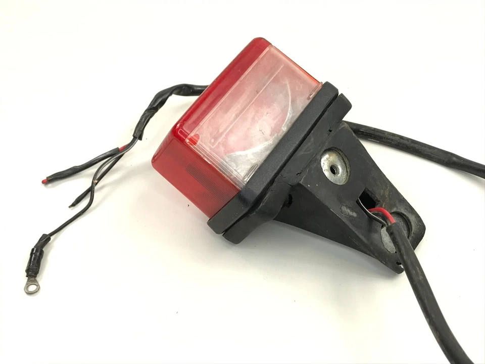 90 Suzuki DR350 DR 350 250 lanterna traseira suporte de montagem de lâmpada de freio 3-A - Imagem 3 de 4