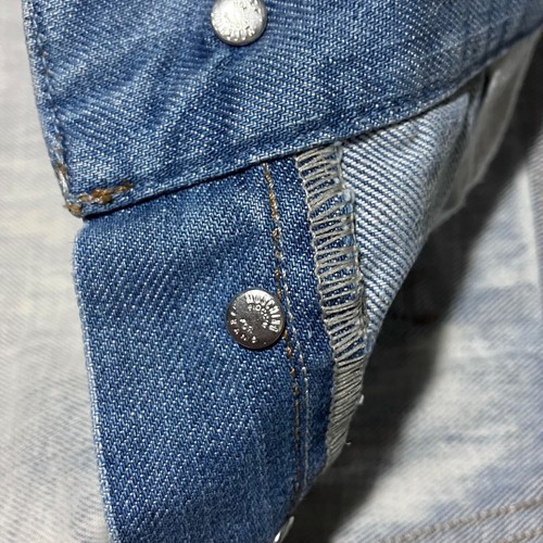 Vintage MOSCHINO JEANS Peace Love Metal Logo Washed Blue Denim Jeans size 34 - Picture 13 of 16