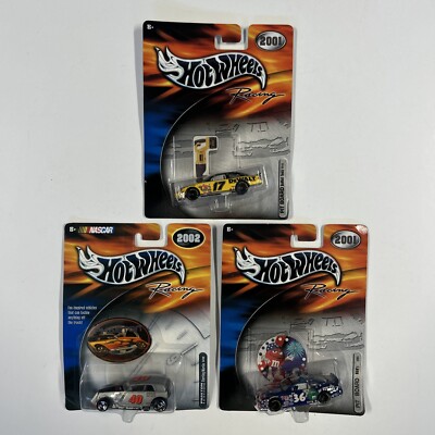 Hot Wheels Racing Car 3 Lot Phaeton Marlin DeWalt M&Ms M&M 2001 2001 36 40 17