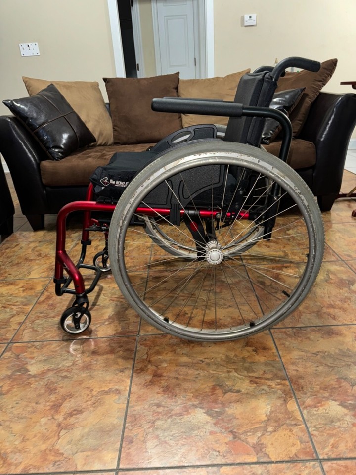 Quickie R7 lightweight wheelchair eBay