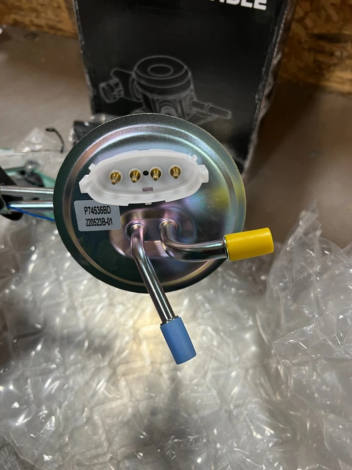 Conjunto de suspensión de bomba de combustible Carter P74536S para Ford F-150, F-250 1985-86 Foto 4 de 4