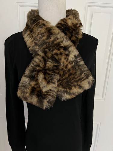 INC Sweater Women Petite M Black V-Neck L/S w/Removable Faux Fur Collar - Picture 5 of 20