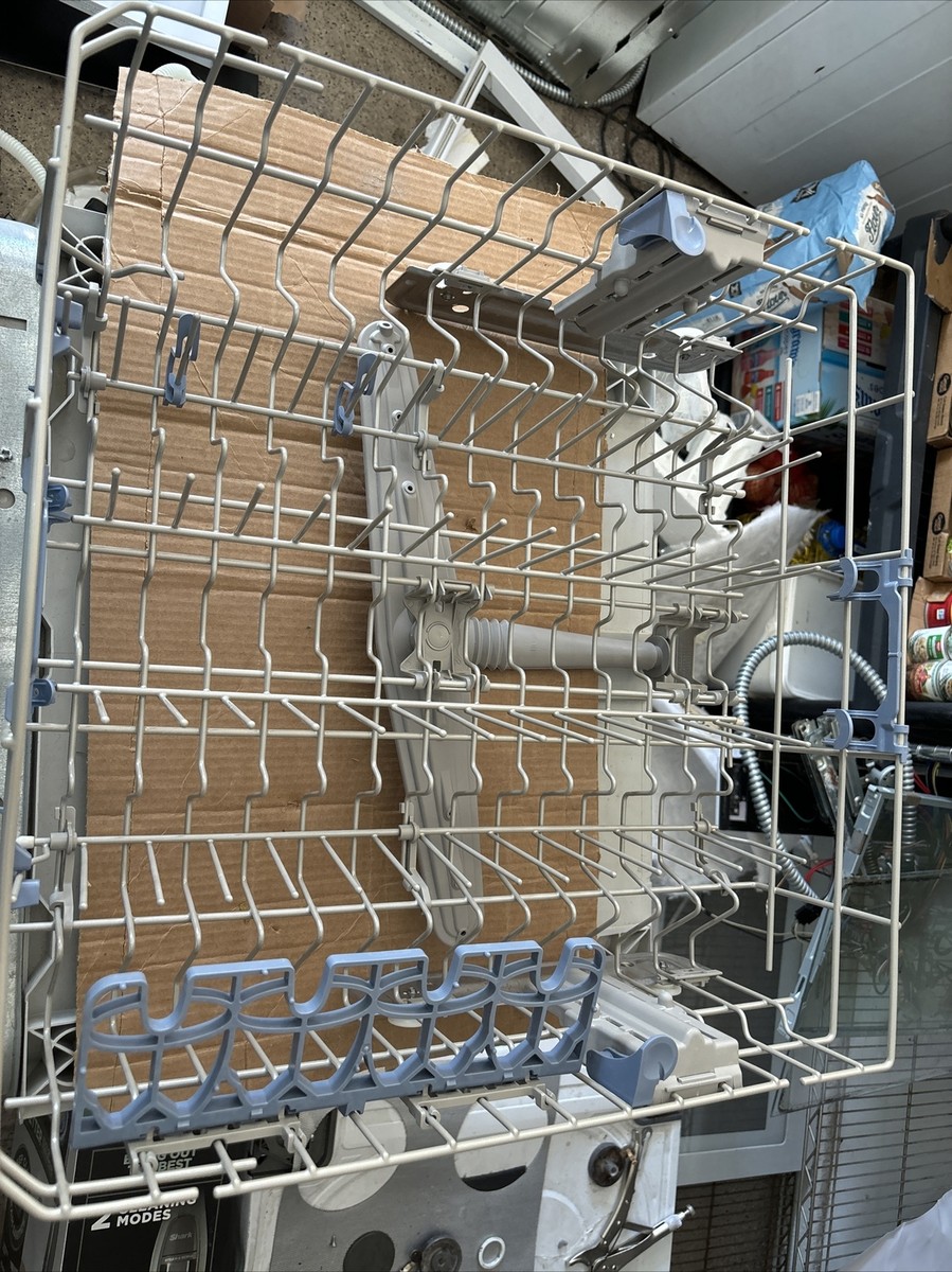 Dishwasher Lower Rack Maytag Mdb3700awx WP99001576 Whirlpool