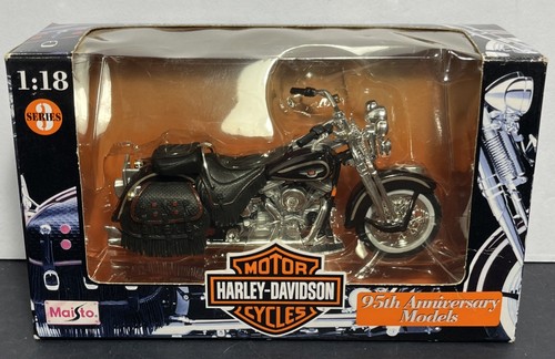Harley Davidson FLSTS Heritage Springer Maisto 1:18 Die Cast Motorcycle Series 3