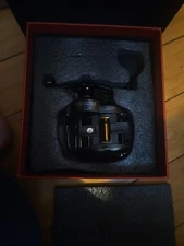 Bass Pro Shops Extreme ETX10SLC Baitcast Reel – 5 Bearings, Left Hand,