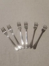 Vtg Stanley Robert's Co. Colonial Manor Seafood Cocktail Fork 6 Set Satin 5.5"