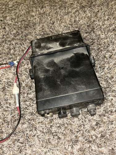 Midland 1001Z 40-channel CB Mobile Radio / External Speaker & PA Jack - Picture 2 of 8
