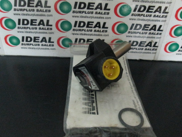 Namco EE230-11325 Cylindicator Proximity Sensor - NEW NO BOX img