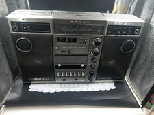 GHETTOBLASTER UNIVERSUM SENATOR SUPER STEREO 8800 - Radio Tape Recorder