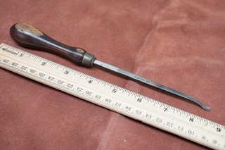 Old Carving Tools Vintage O. H. PELKE 5/32" short bent wood carving gouge chisel