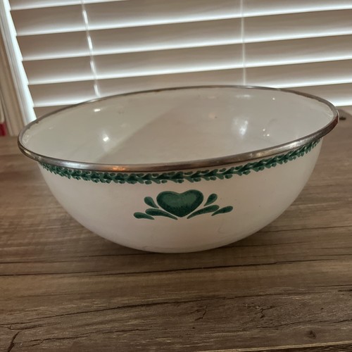 VINTAGE METALL EMAILLE RÜHRSCHÜSSEL OBSTSCHALE GRÜNER RAND UND SPRITZHERZ 10"