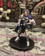 Azorius Arrester D&D Miniature Dungeons Dragons Fighter Ravnica Human Paladin 22