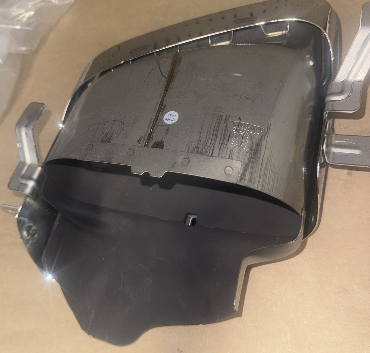 2003-2012 Volvo XC90 II MK2 Rear Right Side Exhaust Tailpipe Trim