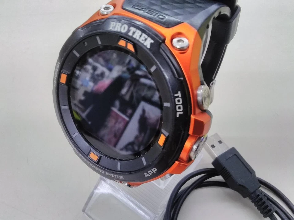 Casio Wsd-F20 Android Smart Watch - Image 2 of 4