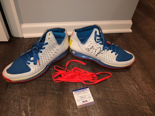 Derrick Rose 2012 Michigan Avenue Signed Autographed Shoe PSA A - Picture 2 of 2