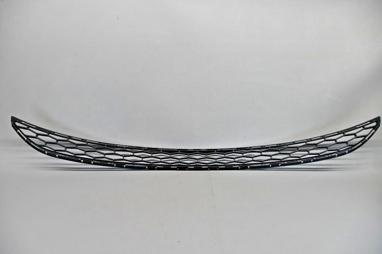 NEW! 2014-2016 MASERATI QUATTROPORTE FRONT BUMPER LOWER GRILLE 670013783 OEM 14